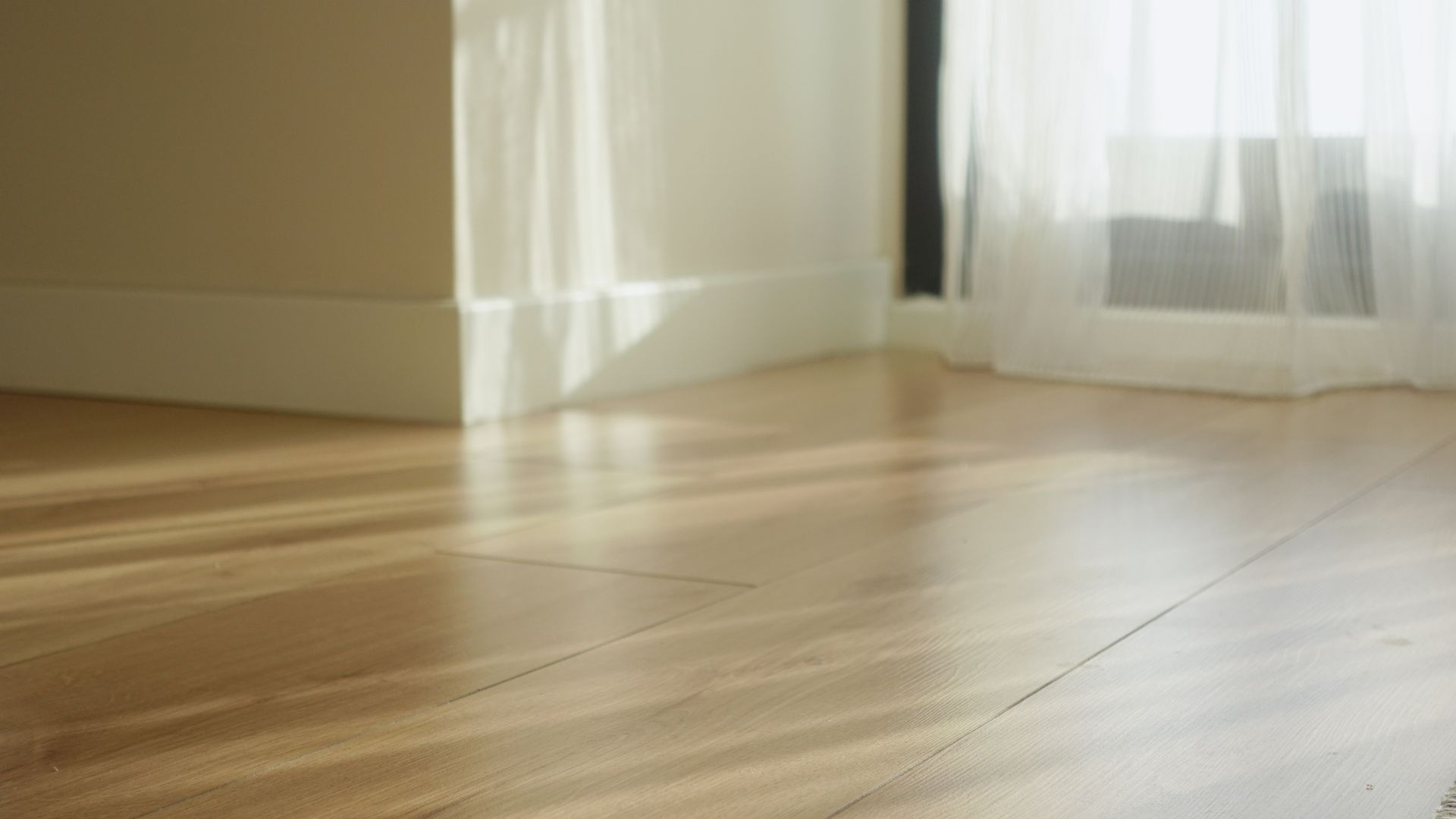Restore Shine to Hardwood Floors - Why Hardwood Floors Lose Their Shine (And How Professional Waxing Restores Them)